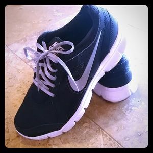 Nike Flex Experience Run 2 Shoes