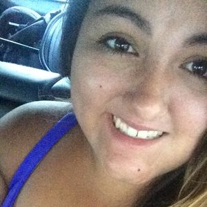 Meet your Posher, Destiny