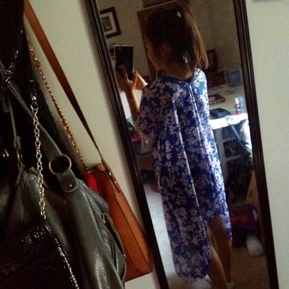 Long Kimono - Picture 4 of 4