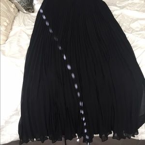 Trouve pleated maxi skirt.