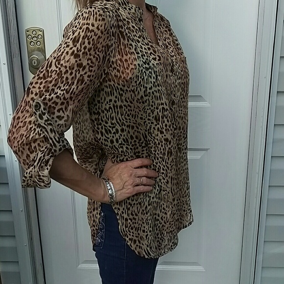 ❌SOLD in Bundle❌Wet Seal Sheer Leopard top - Picture 1 of 3