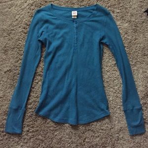 Blue long sleeve shirt