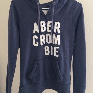 ABERCOMBIE SWEATER