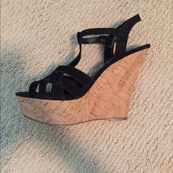 Steve Madden wedges. Black. Lightly used