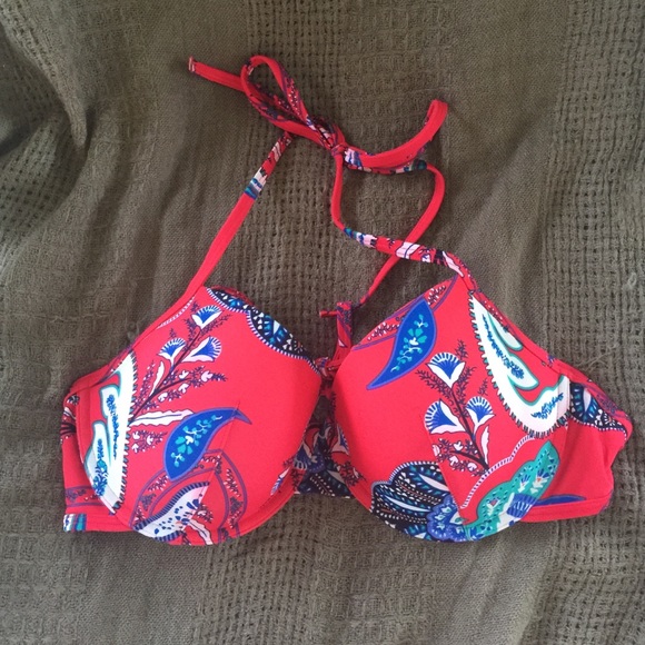 Patterned Bikini - Picture 2 of 4