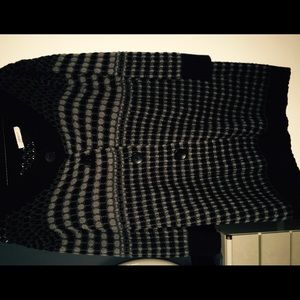 Dress barn sweater grey and black size XL