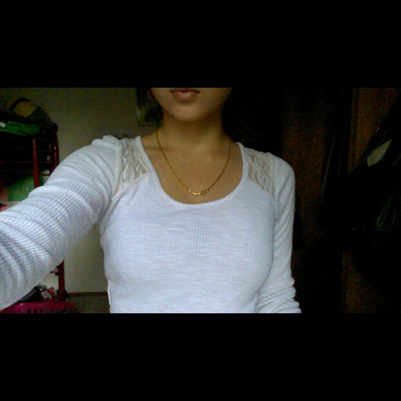 Fitted Lace Long Sleeve - Picture 1 of 4