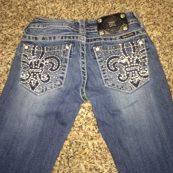 Size 24 Miss Me Jeans - Picture 1 of 3