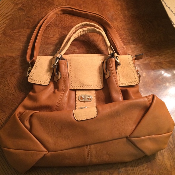 Purse - Picture 2 of 2