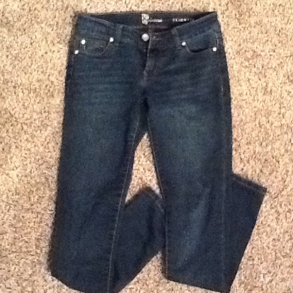 Skinny jeans