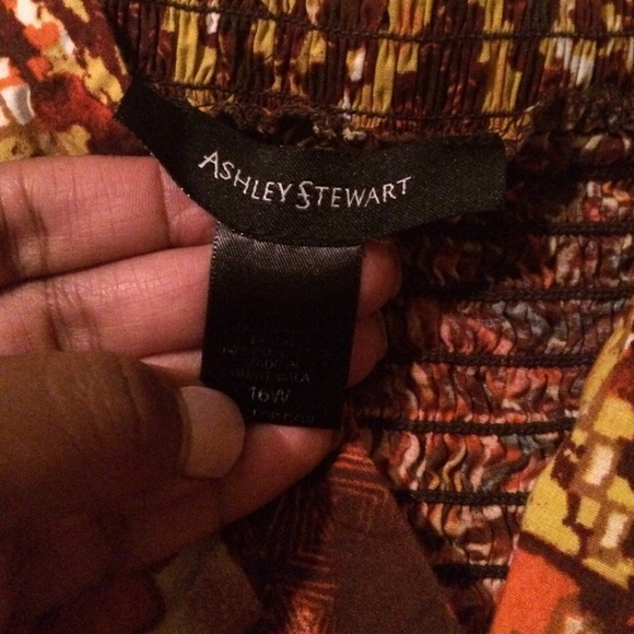 Aztec Print Dress - Picture 3 of 3