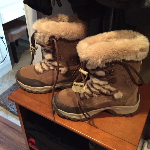 Hi-tec  Boots - Hi-tec snow boots with fur lining