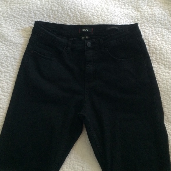 Black high waisted jeans 👖