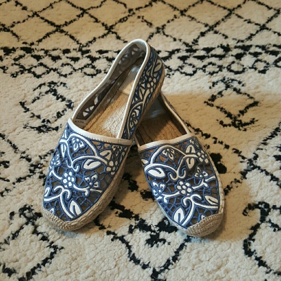 Tory Burch Shoes - Tory Burch embroidered espadrilles size 7