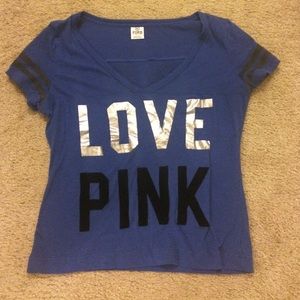 Medium PINK blue t shirt.