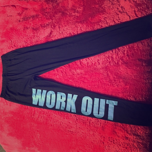 NWOT - "WORK OUT" leggings - size S - never worn