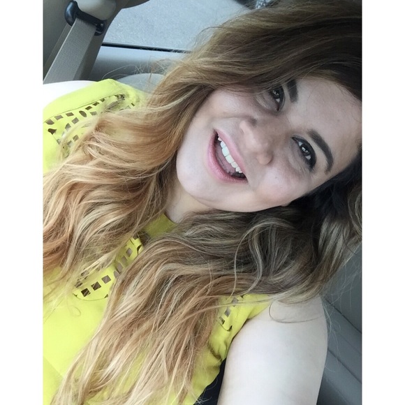 Meet your Posher, Crystal - Picture 3 of 4