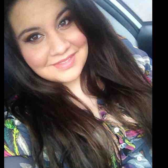 Meet your Posher, Crystal - Picture 4 of 4