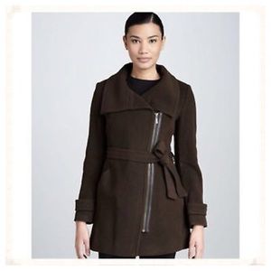 COLE HAAN  Asymmetric Belted-Zip Coat Brown