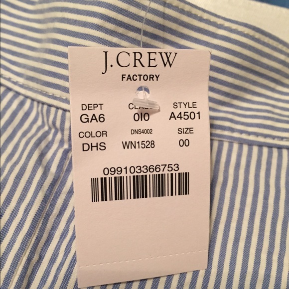 NWT J. Crew pleated seersucker shorts - Picture 2 of 2