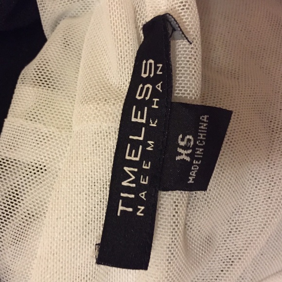 Beautiful jacket - Picture 3 of 3