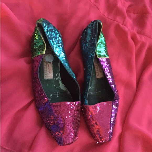 Loved Beverly Feldman Vintage Flats