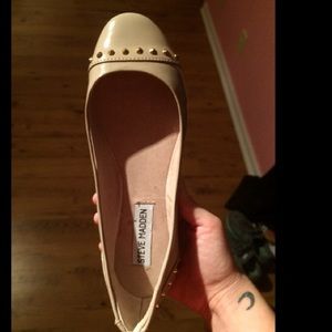 Nude Spiked Steve Madden Flats 😍