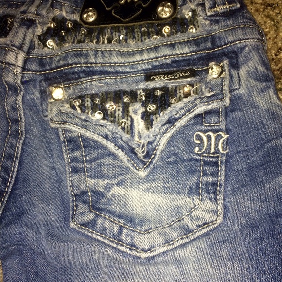 Size 24 Miss Me Jeans! - Picture 2 of 4