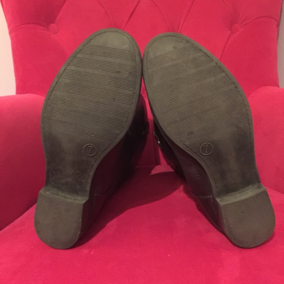 SOLD - Picture 3 of 4