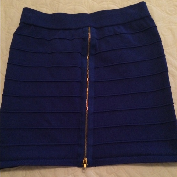 Blue front zipper mini skirt