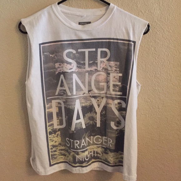Graphic muscle tee