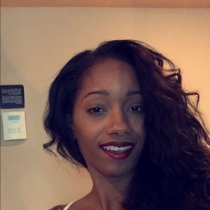 Meet your Posher, Jada