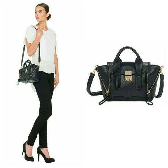 Justfab "Petite Midtown" Black handbag crossbody
