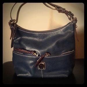 Dooney &Bourke