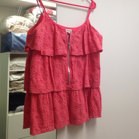 Olsenboye dressy top