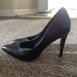 Apt 9 heels