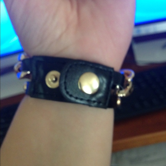 Fashion watch - Picture 2 of 3