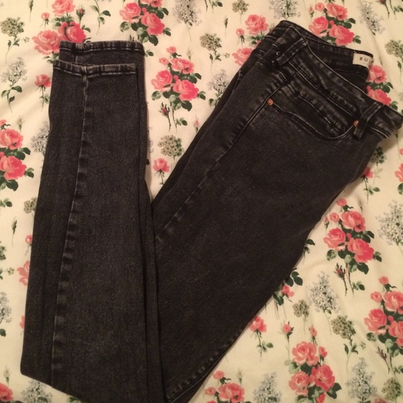 Bullhead Acid Wash Jeans