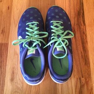 Nike Duel Fusion shoe