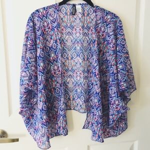 Printed crop kimono