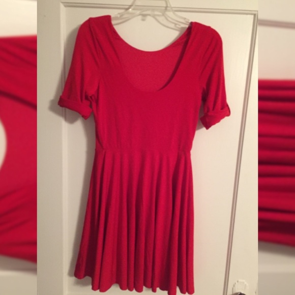 *MArkdown* Express Red Swing Dress - Picture 2 of 4