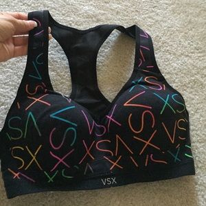 super soft 32B Victoria's Secret sports bra