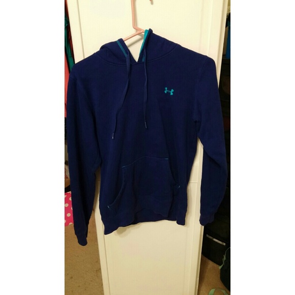 Pull over sweatshirt