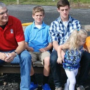 Meet your Posher, Eli