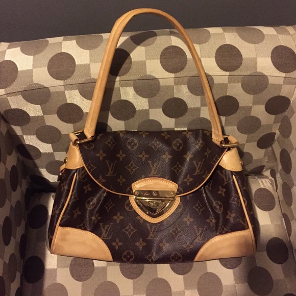 Louis Vuitton Handbags - SOLD!! Auth Louis Vuitton Beverly.