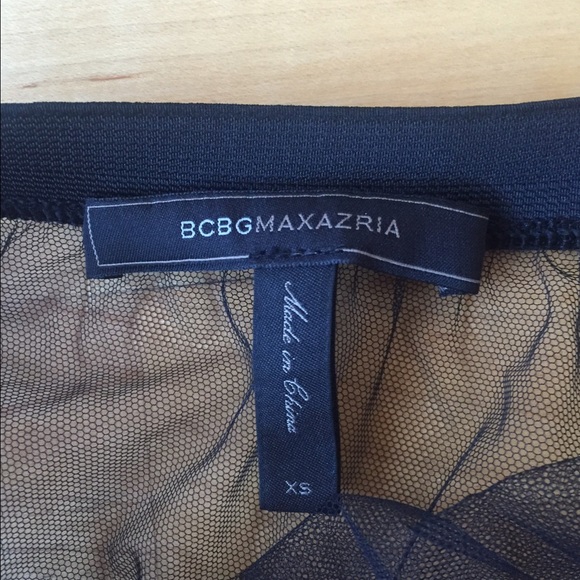 BCBG Tulle Midi Skirt. Size XS - Picture 3 of 3
