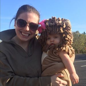 Meet your Posher, Sara