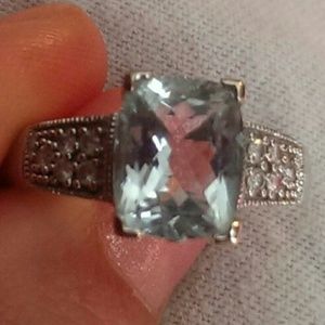 Beautiful aquamarine ring