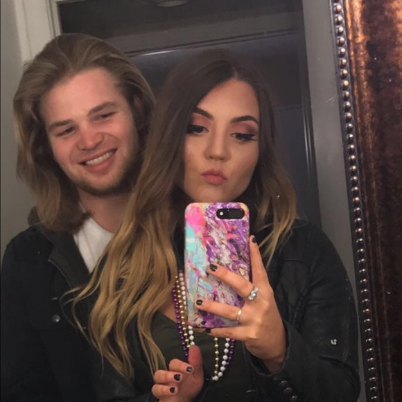 Meet your Posher, Emme - Picture 2 of 3