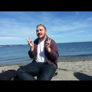 Meet your Posher, Cory